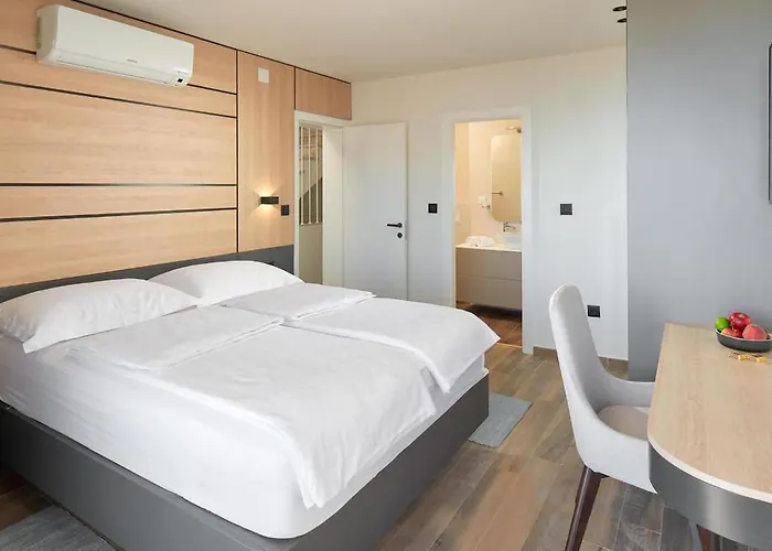 Vakantiehuis Lovely In With Sauna